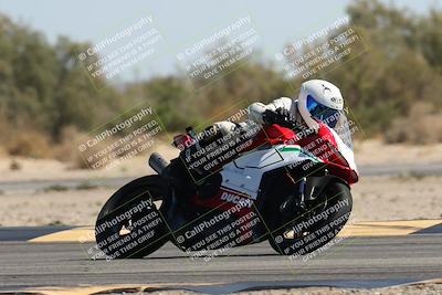 media/Oct-13-2025-Moto Forza (Mon) [[a66d839500]]/2-A Group/Session 4 Turn 7/